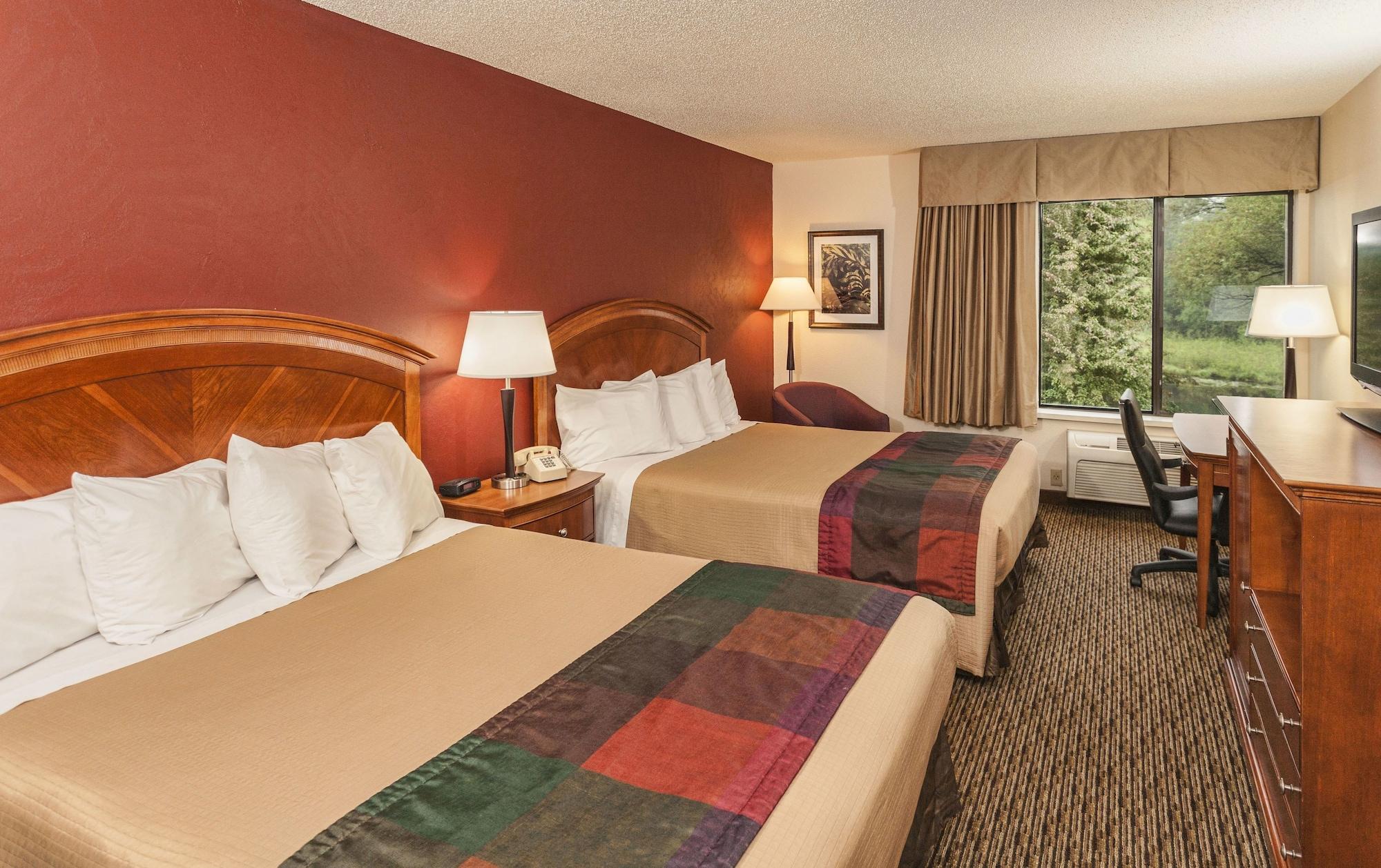 Best Western Spooner Riverplace Екстериор снимка