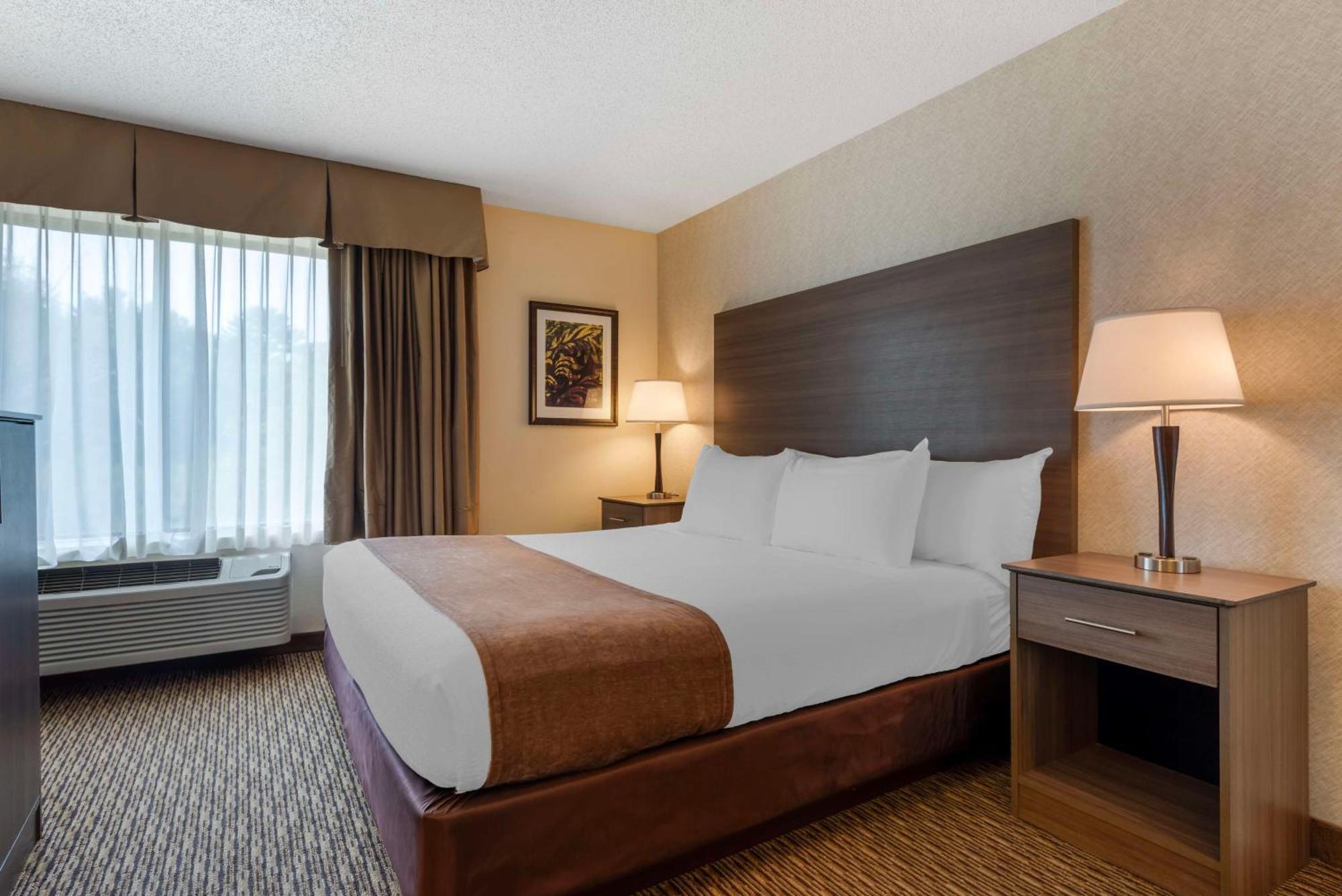 Best Western Spooner Riverplace Екстериор снимка
