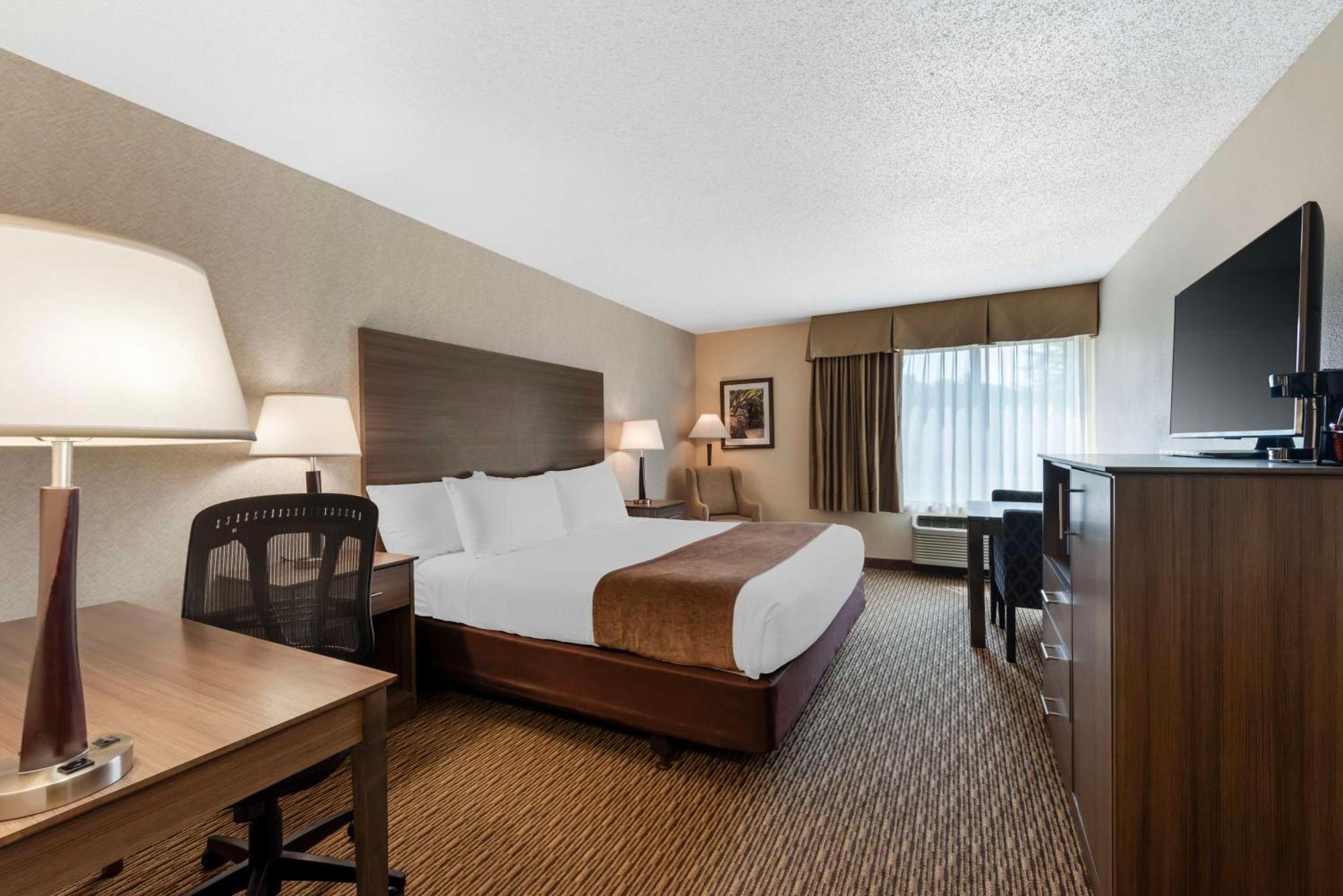 Best Western Spooner Riverplace Екстериор снимка