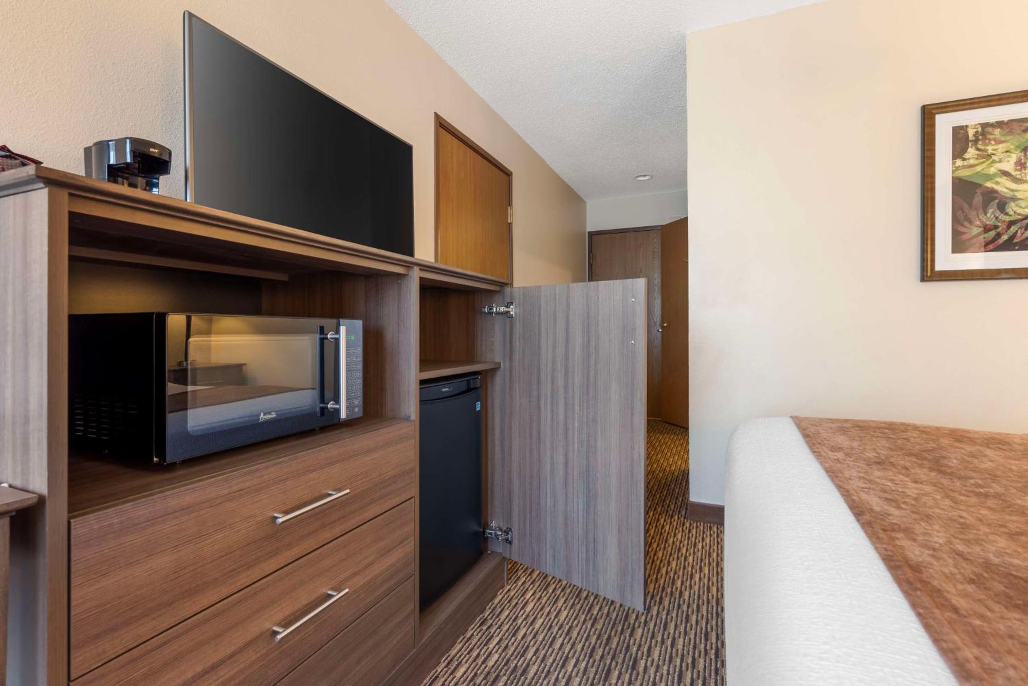Best Western Spooner Riverplace Екстериор снимка