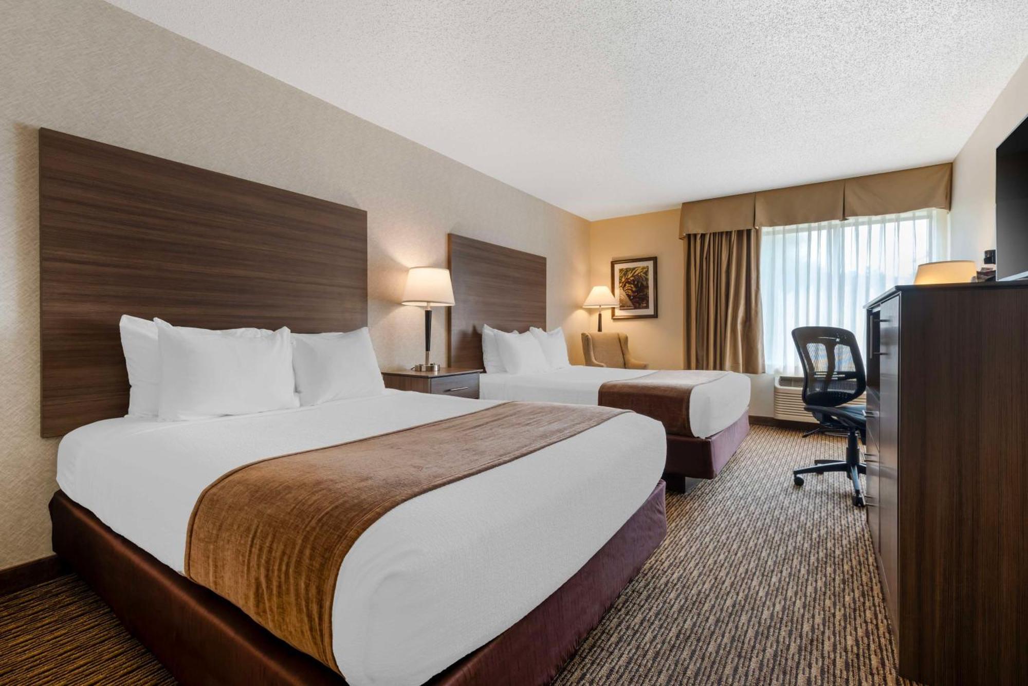 Best Western Spooner Riverplace Екстериор снимка
